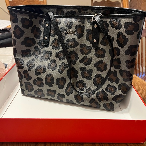 Coach purse and wallet - Picture 6 of 6